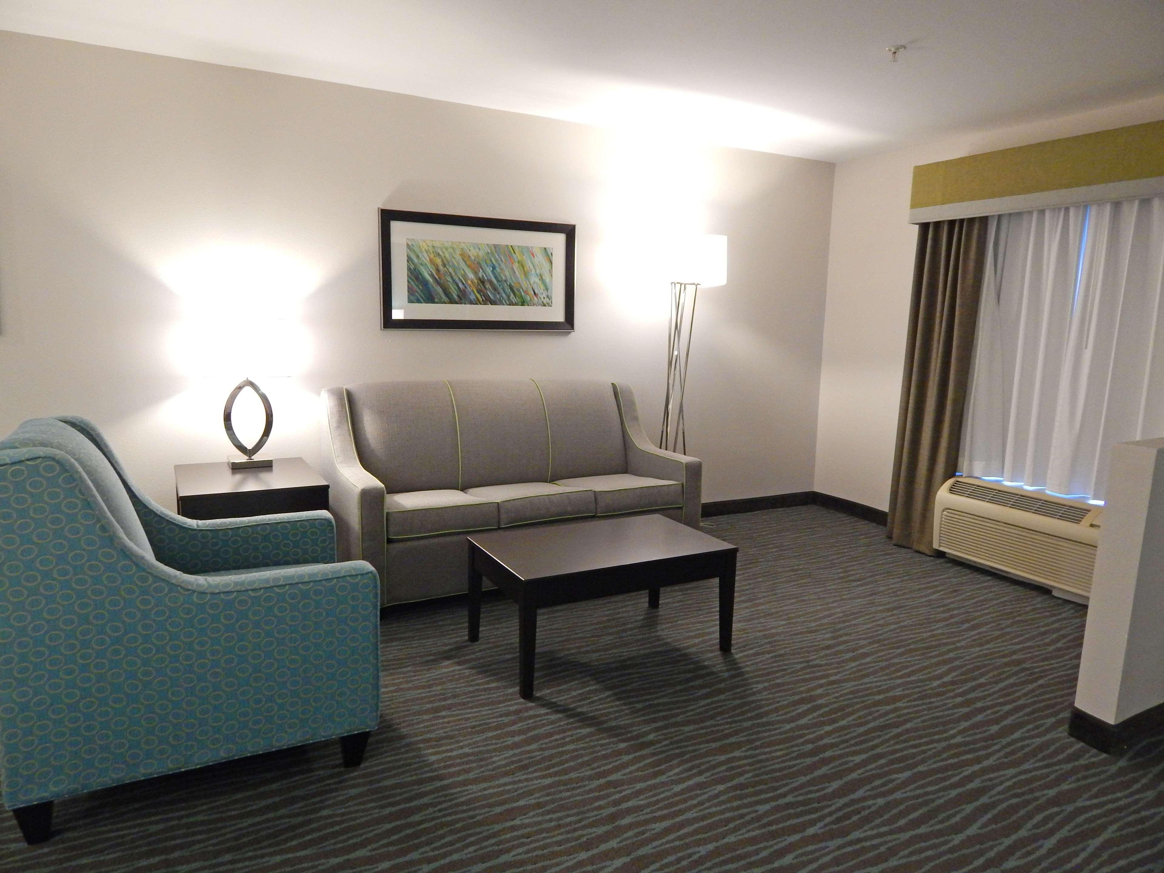 Best Western Golden Prairie Inn And Suites Sidney Zewnętrze zdjęcie