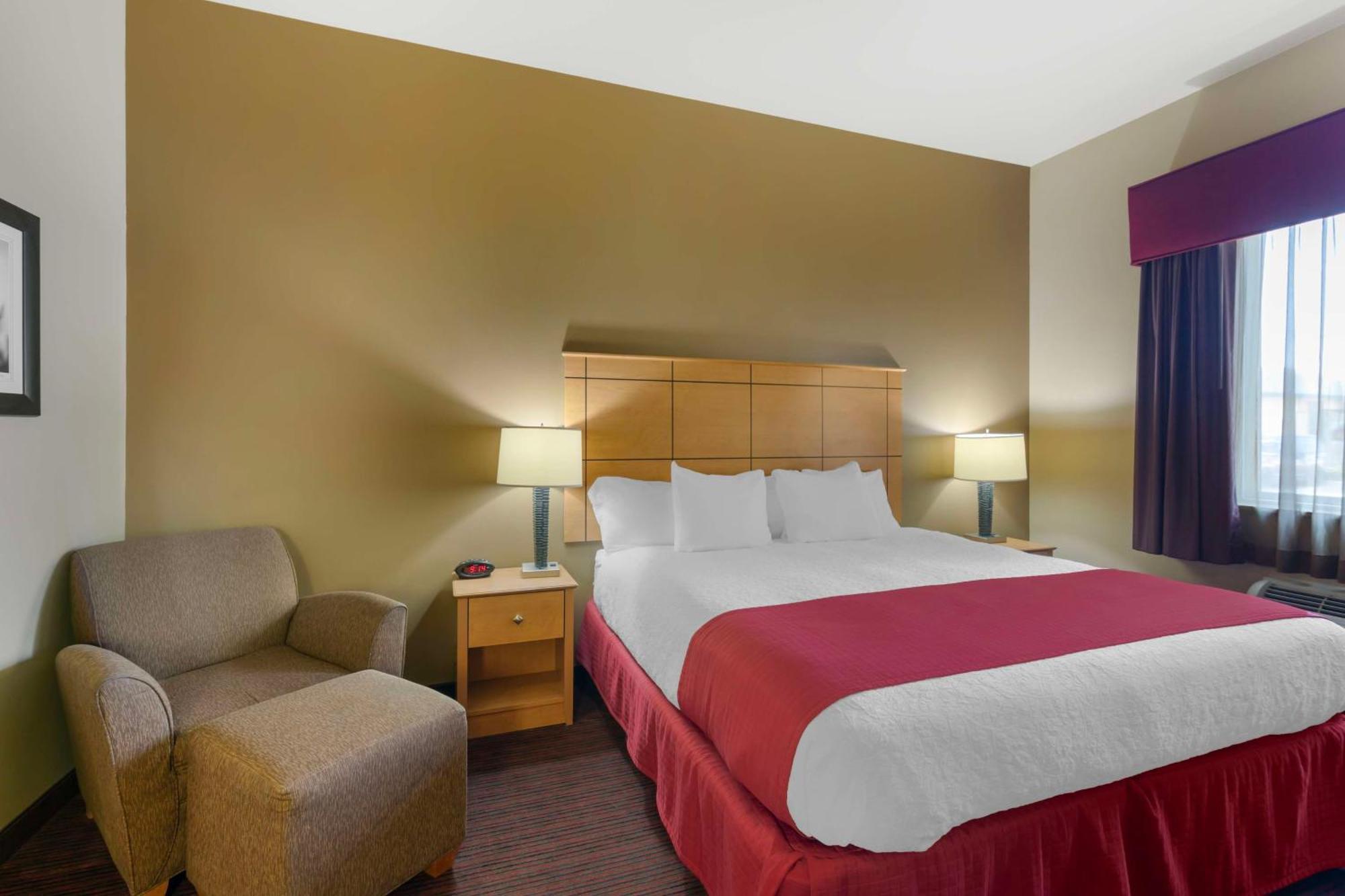Best Western Golden Prairie Inn And Suites Sidney Zewnętrze zdjęcie