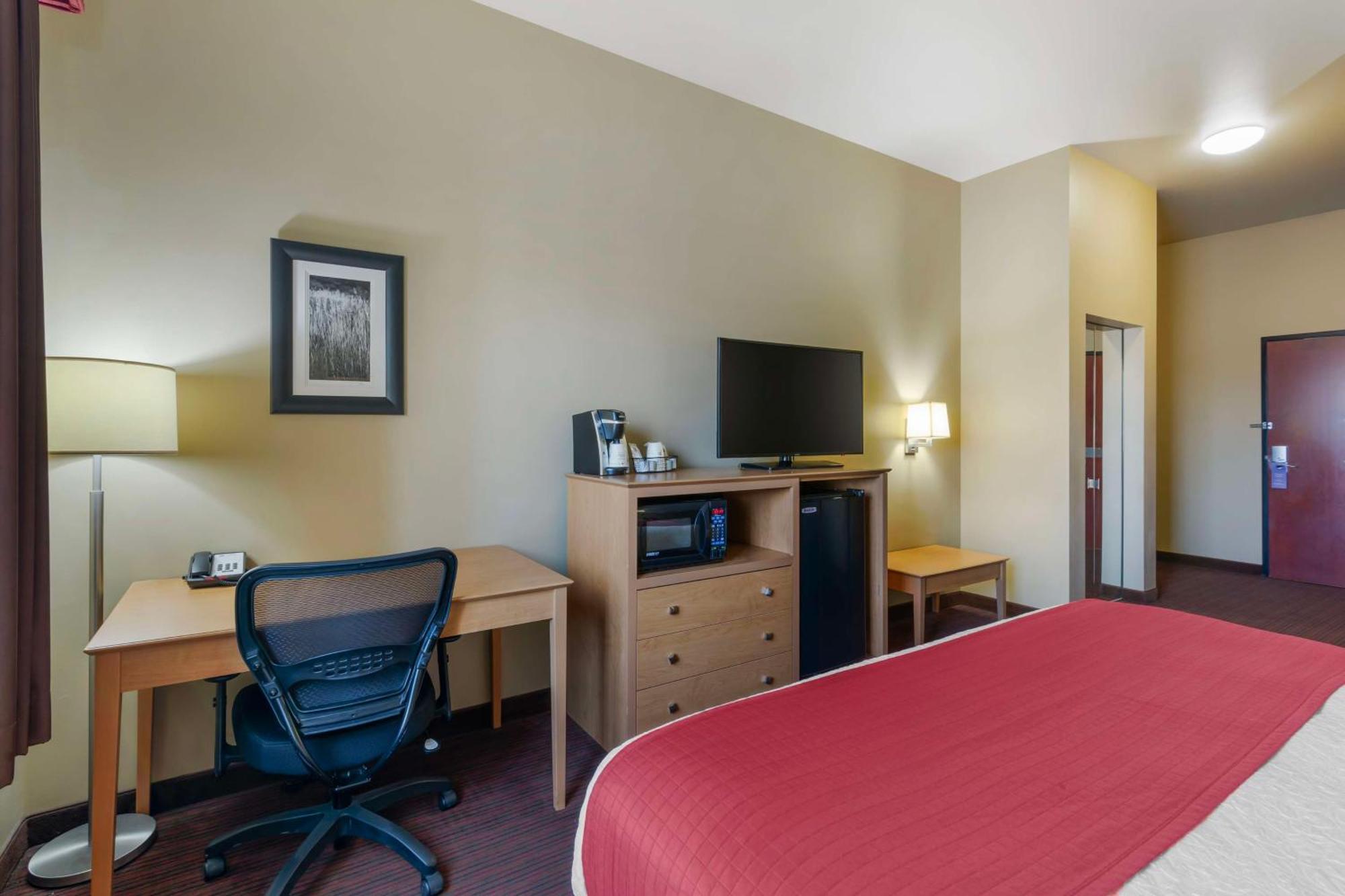 Best Western Golden Prairie Inn And Suites Sidney Zewnętrze zdjęcie
