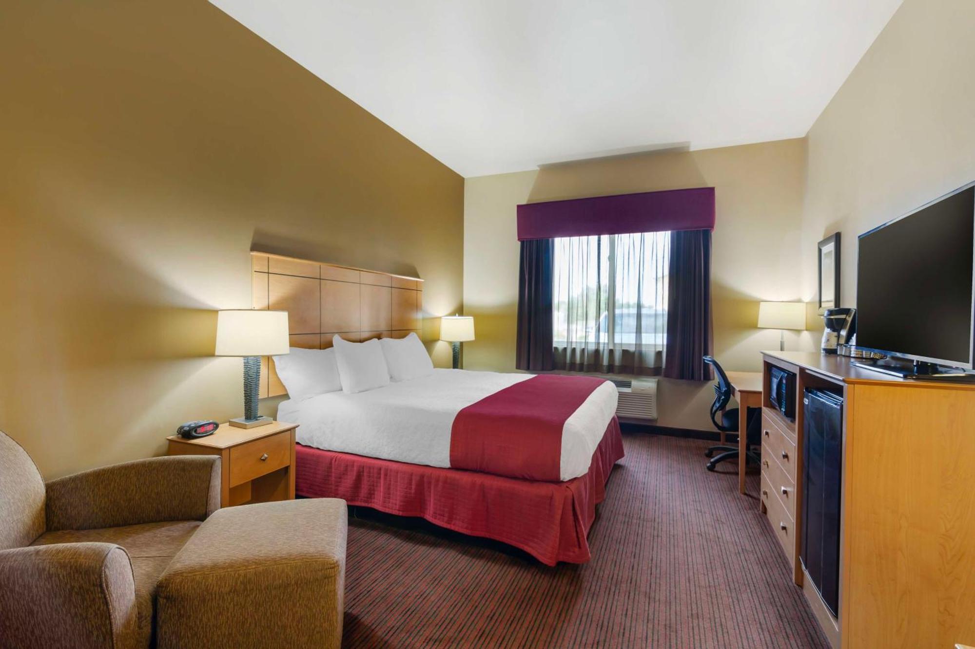 Best Western Golden Prairie Inn And Suites Sidney Zewnętrze zdjęcie