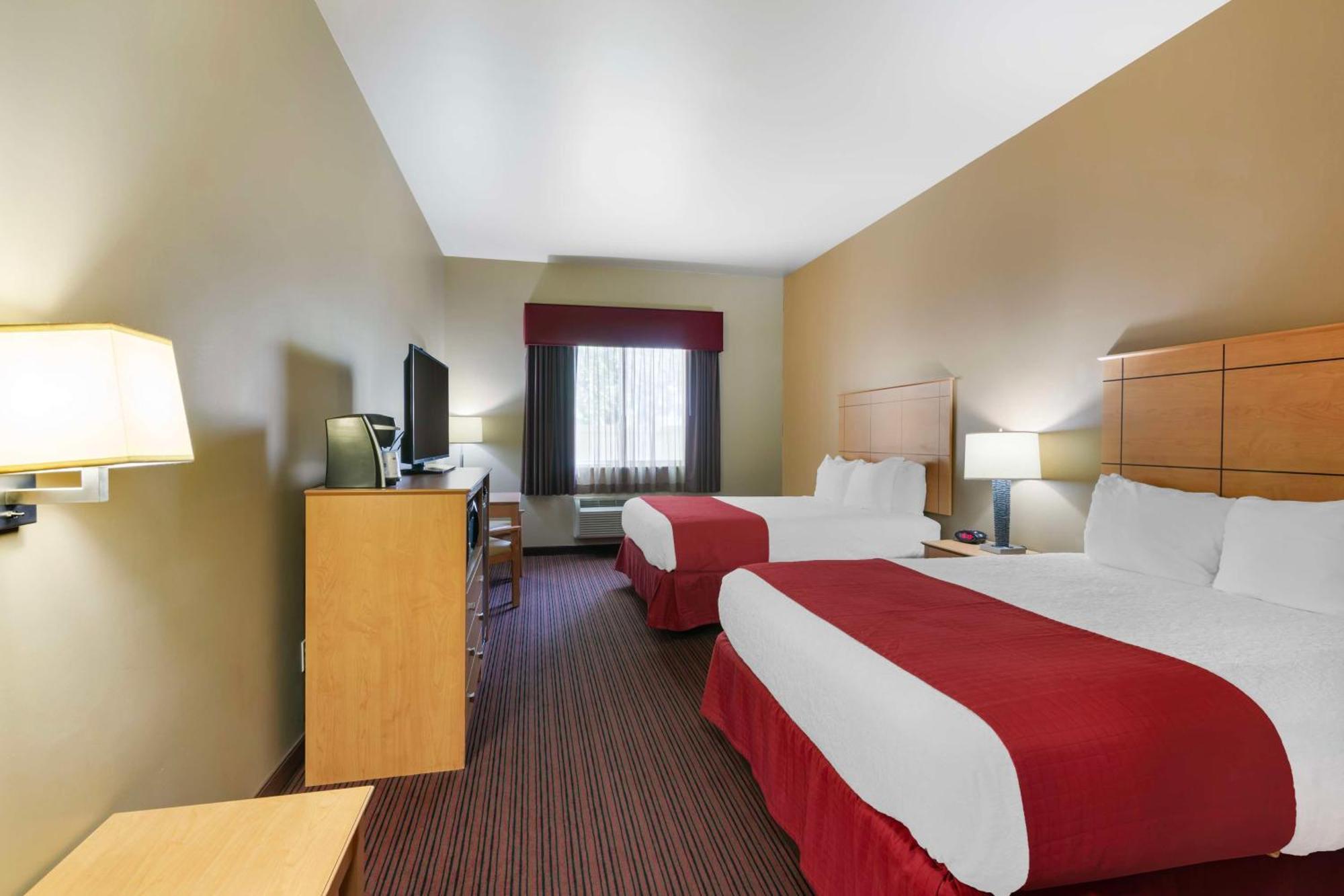 Best Western Golden Prairie Inn And Suites Sidney Zewnętrze zdjęcie