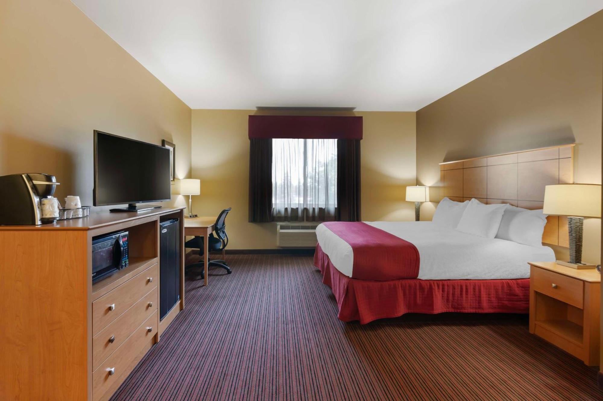 Best Western Golden Prairie Inn And Suites Sidney Zewnętrze zdjęcie